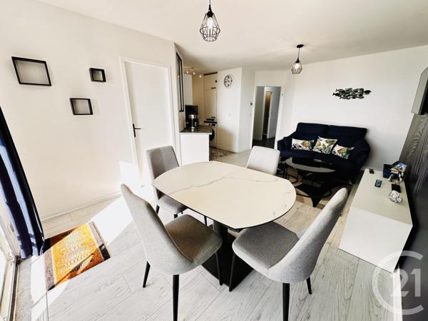 Appartement F4 à vendre  3 pièces - 53 m2 FOURAS - 17