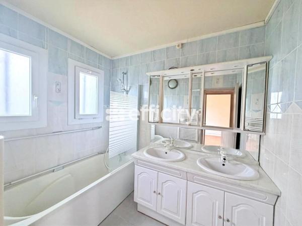 Maison 6 pièces - 100 m² Exclusivité efficity