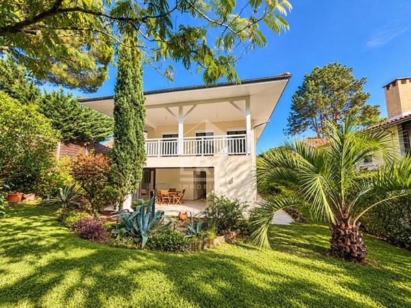 Exceptionnel ! Villa de 182 m2 en plein centre du Moulleau