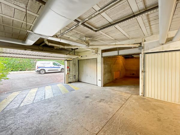 CANNES - MONTFLEURY - DERNIER ÉTAGE - 3 PIÈCES - LOGGIA - VUE DÉGAGÉE - GARAGE