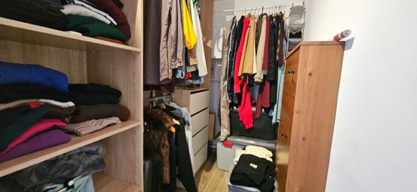 A Vendre Nice St ROCH grand 2 pieces avec dressing, garage et cave