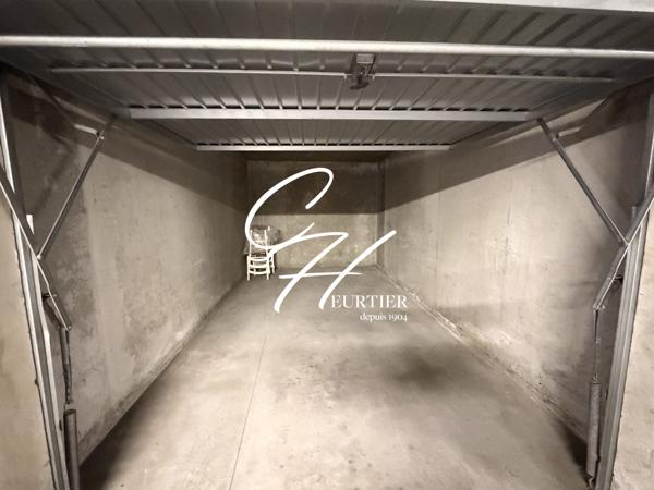 GRENOBLE - GARAGE