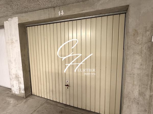 GRENOBLE - GARAGE