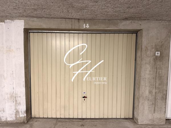 GRENOBLE - GARAGE