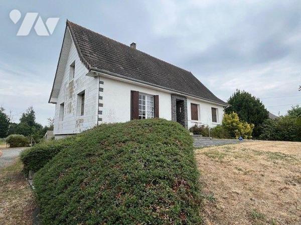 Maison familiale avec fort potentiel - Gouville-sur-Mer
Maison sur sous-sol complet offrant un...