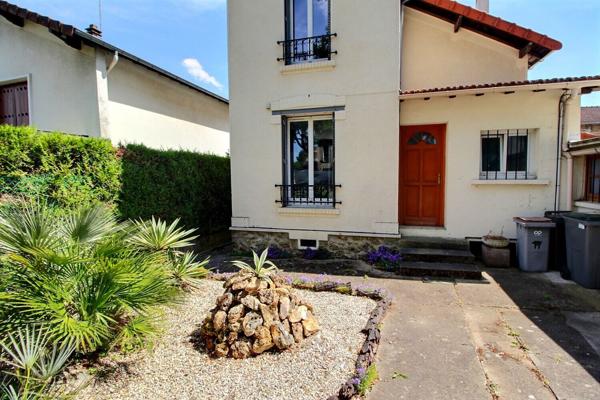 MASSY Limite ANTONY Maison 4 pièces 68 m² sur un terrain clos de 470 m²