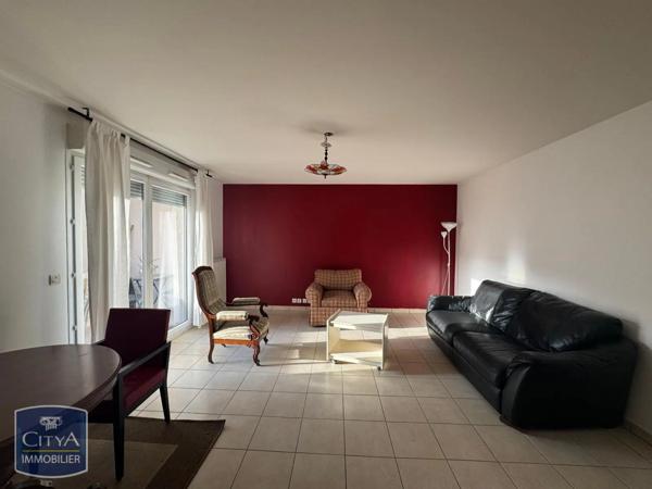 Appartement à louer 3 pièces 77.24m²