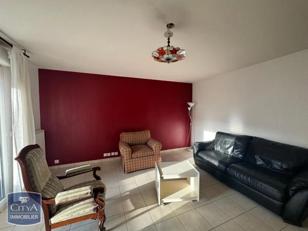 Appartement à louer 3 pièces 77.24m²