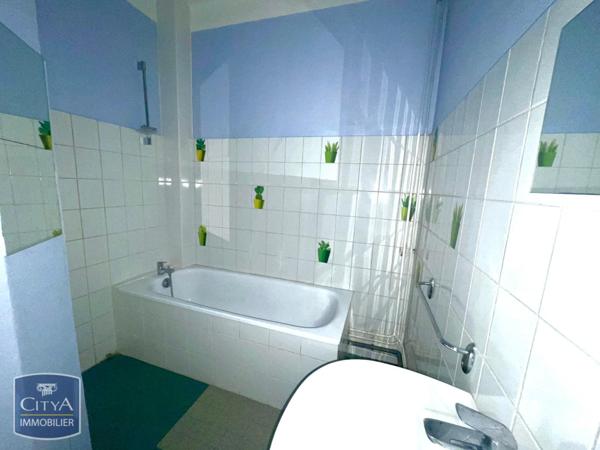 Appartement à louer 3 pièces 87.58m²