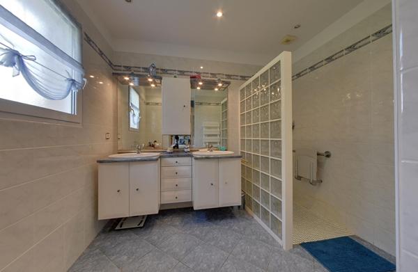 Maison plain pied 4 pièces de 114,6 m² Azur