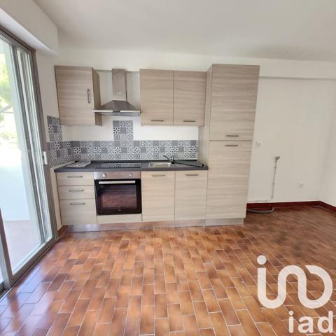 Location appartement 3 pièces 84 m² Saint-Laurent-du-Var