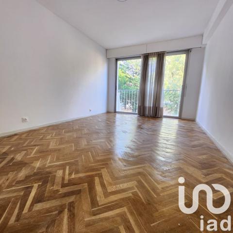 Location appartement 3 pièces 84 m² Saint-Laurent-du-Var