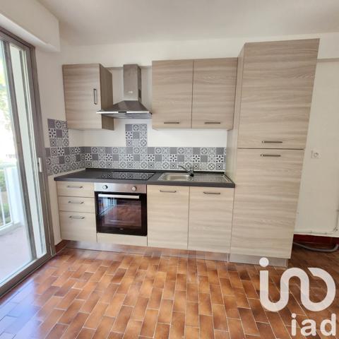 Location appartement 3 pièces 84 m² Saint-Laurent-du-Var