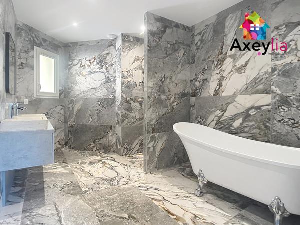 Mably (42300) A VENDRE - SECTEUR MABLY - MAISON NEUVE DE 120M2 AVEC BELLES PRESTATIONS, GARAGE ET TERRAIN