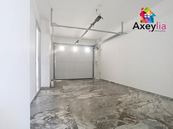 Mably (42300) A VENDRE - SECTEUR MABLY - MAISON NEUVE DE 120M2 AVEC BELLES PRESTATIONS, GARAGE ET TERRAIN