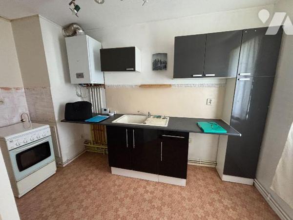 A VENDRE, Gironde, proche Bordeaux, TALENCE, rue Lafitte, dans un petit immeuble des années 60 ...