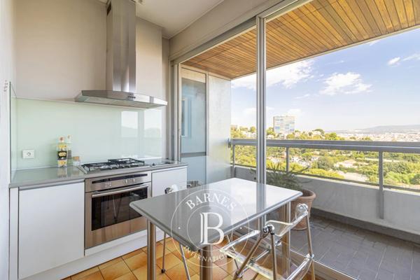 Marseille 8ème, Appartement 3 Chambres -  181 m² à vendre
