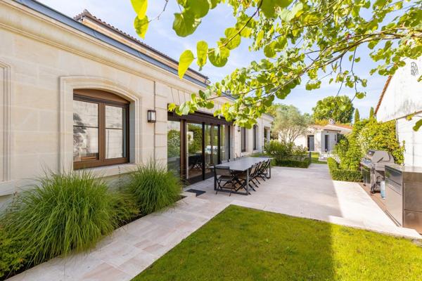Vente Maison de luxe Bordeaux 8 Pièces 400 m²