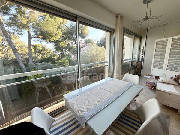 Appartement à vendre 2 pièces 47 m2 SANARY SUR MER (83)