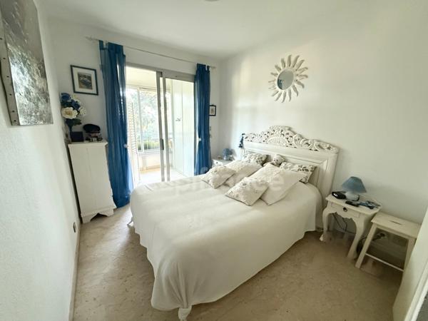 Appartement à vendre 2 pièces 47 m2 SANARY SUR MER (83)