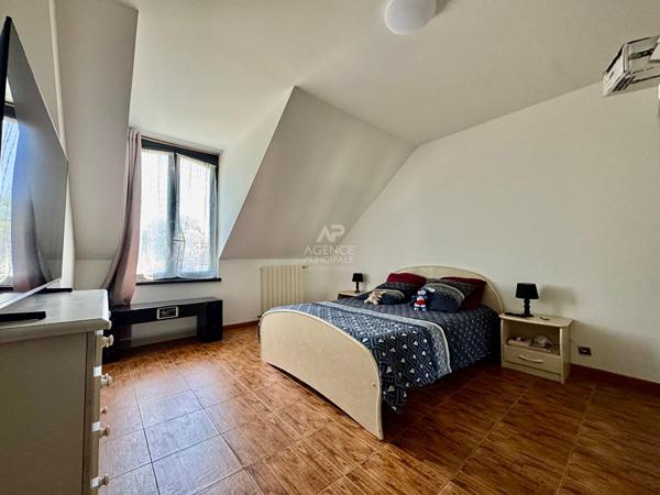 Maison Conflans Sainte Honorine 8 pièce(s) 210 m2 594 000 € **  - Référence  8277
