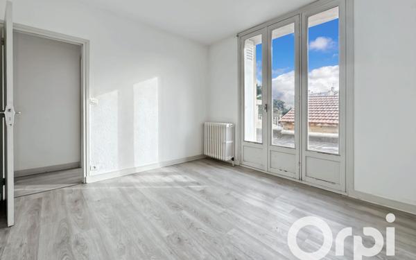 Appartement à vendre    3 pièces • 90 m2 Guilherand-Granges