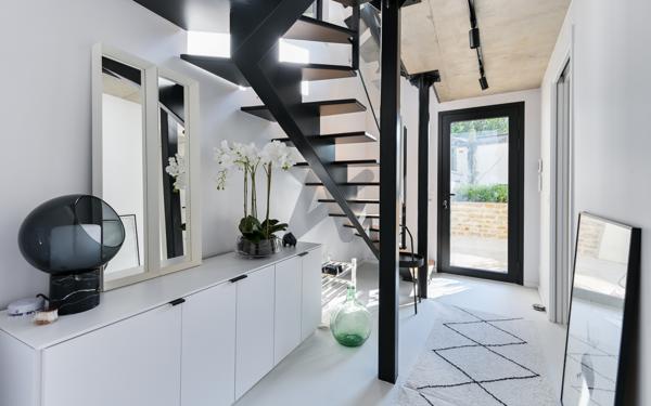 SAINT DIDIER AU MONT D'OR - Très belle maison de hameau au calme sans vis a vis avec vue et extérieur