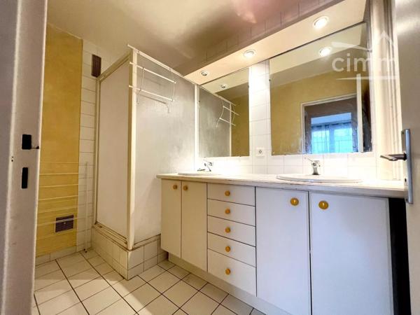 Appartement meublé à louer à Nogent Sur Oise, proche de toutes commodités.