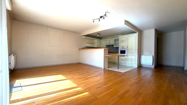 Appartement Les Pavillons Sous Bois 4 pièce(s) 84.23 m2