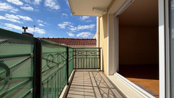 Appartement Les Pavillons Sous Bois 4 pièce(s) 84.23 m2