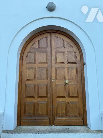 PROCHE CENTRE, GRANDE VILLA ANNEES 50 AVEC JARDIN