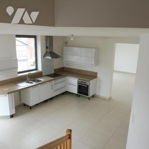 BIEN RARE : DUPLEX TYPE 3 DE 102 M2, dernier étage av ASCENSEUR, GARAGE