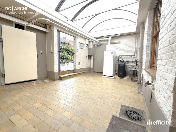 Maison
         6 pièces
        - 345 m² 350 000 € *