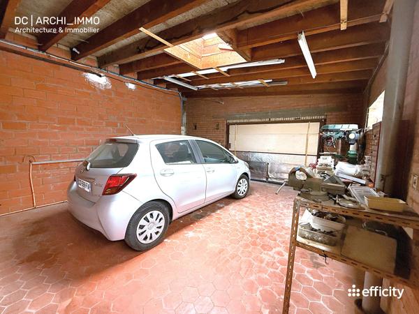 Maison
         6 pièces
        - 345 m² 350 000 € *