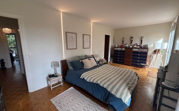 Appartement à vendre    4 pièces • 118 m2 Pau