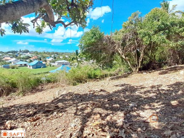 Terrain de 1410 m2 à Damencourt : vue dégagée et intimité assurée