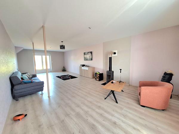 A vendre Grande maison à fort potentiel à Doyet Doyet