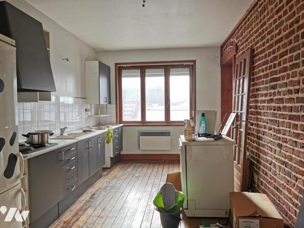 Immeuble avec garage automobile + appartement CAMBRAI
