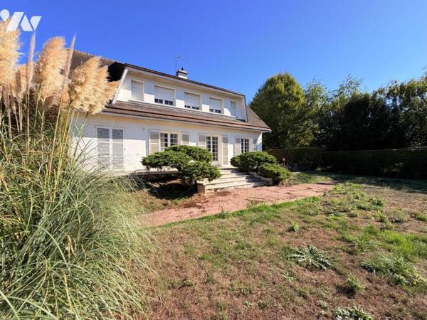 MAISON FAMILIALE A RENOVER