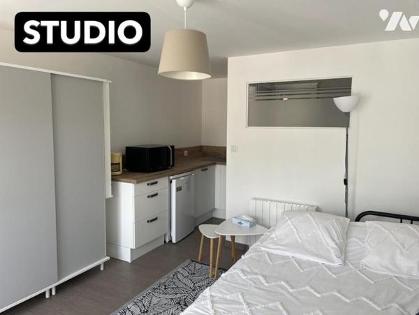 MAISON PORNIC avec Gîte - piscine couverte - studio + double garage