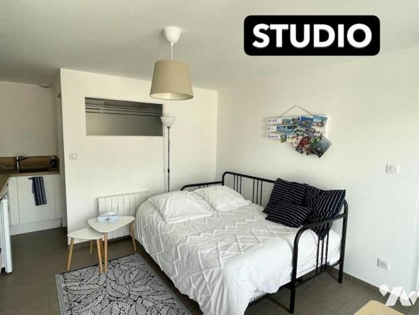 MAISON PORNIC avec Gîte - piscine couverte - studio + double garage