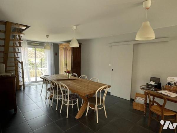 MAISON PORNIC avec Gîte - piscine couverte - studio + double garage