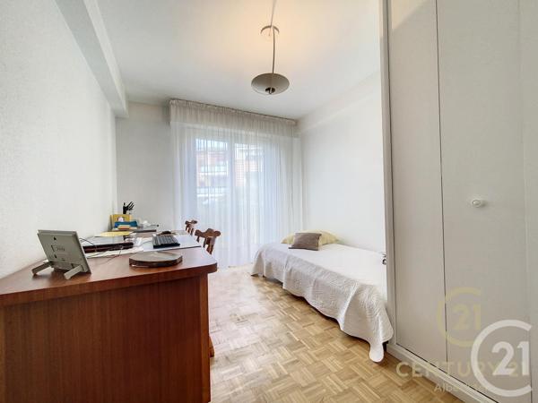 Appartement F5 à vendre  5 pièces - 115,93 m2 ANTIBES - 06