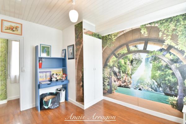 SAINTE LIVRADE SUR LOT (47) Maison de village pleine de charme au cœur de Sainte-Livrade-sur-Lot 4 pièces