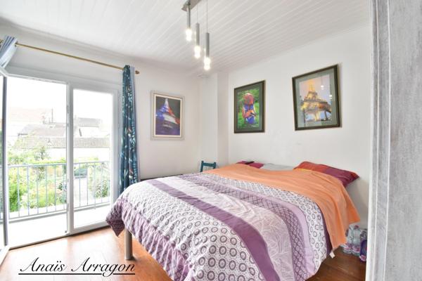 SAINTE LIVRADE SUR LOT (47) Maison de village pleine de charme au cœur de Sainte-Livrade-sur-Lot 4 pièces