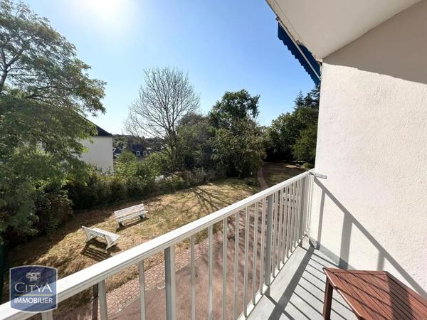 Appartement à louer 1 pièce 33.4m² Tours (37100)