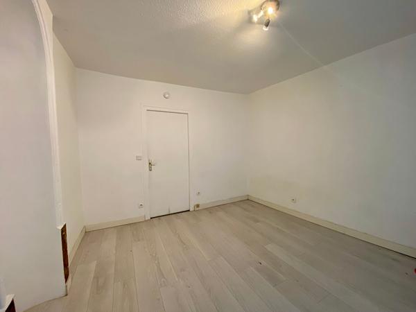Appartement 1 pièce(s) 23.65 m2 Nancy - HYPER CENTRE PROCHE LYCEE HENRI LORITZ