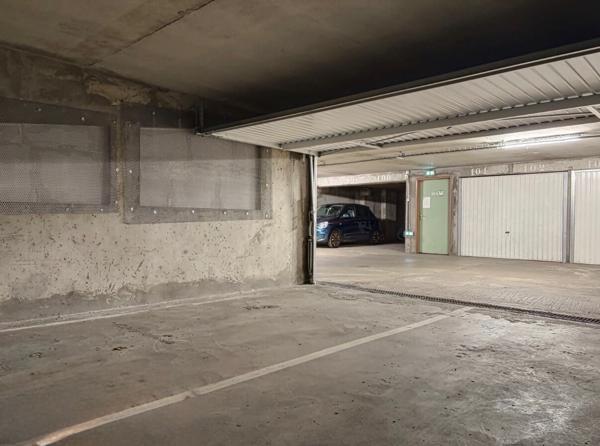 Box double sécurisé de 24 m² Lyon 6 arrondissement