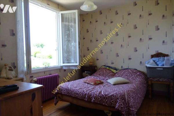 QUARTIER CALME à 2 PAS DU PORT