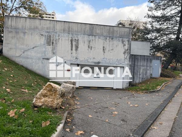 Location Parking - 11 RUE DU PROFESSEUR PATEL Lyon 69009